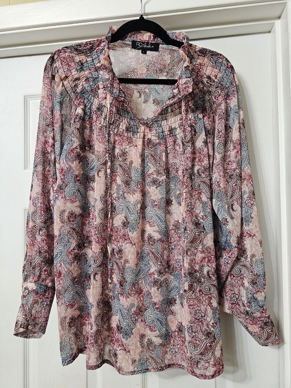 RD Style Pink Paisley Long-Sleeve Peasant Blouse
